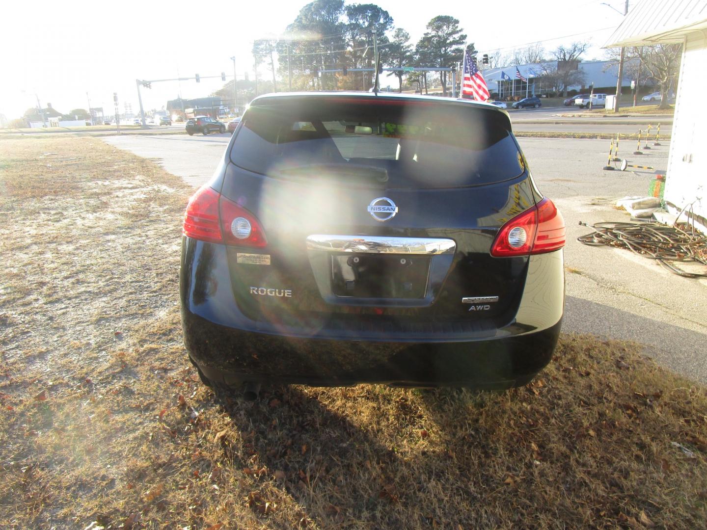 2013 Black Nissan Rogue (JN8AS5MV4DW) , located at 2553 Airline Blvd, Portsmouth, VA, 23701, (757) 488-8331, 36.813889, -76.357597 - Down Payment: $999 Weekly Payment: $100 APR: 23.9% Repayment Terms: 42 Months ***CALL ELIZABETH SMITH - DIRECTOR OF MARKETING @ 757-488-8331 TO SCHEDULE YOUR APPOINTMENT TODAY AND GET PRE-APPROVED RIGHT OVER THE PHONE*** - Photo#6